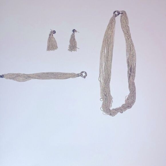 Vintage Italian 925 sterling silver marked necklace, bracelet & earrings set.